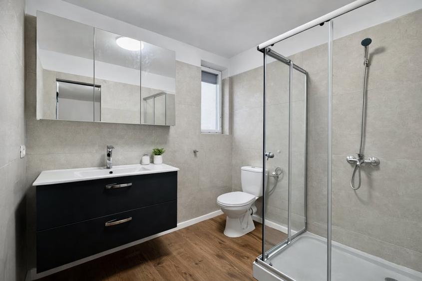 Casă cu 4 camere cu Teren 187 Mp în Tunari