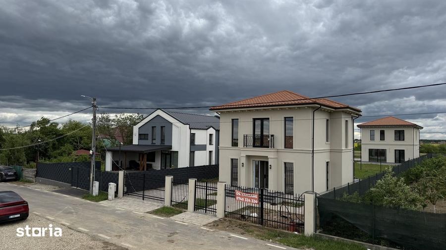 Casă cu 5 camere cu Teren 500 Mp în Balotești