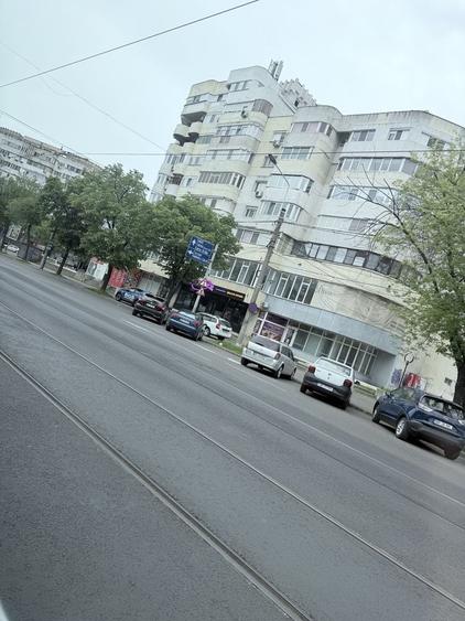 Spațiu comercial, de 100 mp, în Exterior Vest