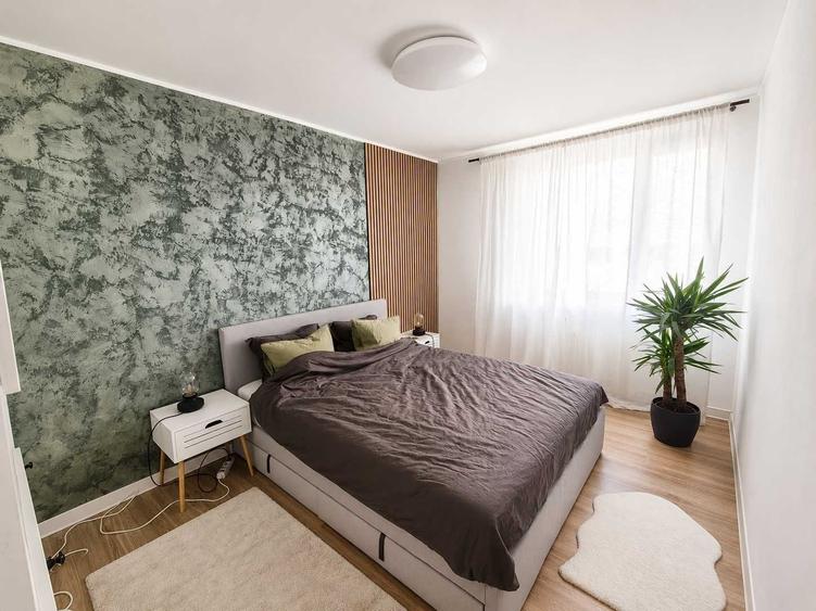 Apartament cu 2 camere decomandat în Baba Novac