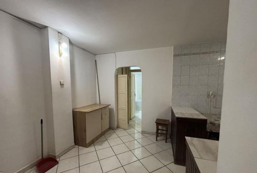 Apartament cu 2 camere decomandat, mobilat în Dorobanți
