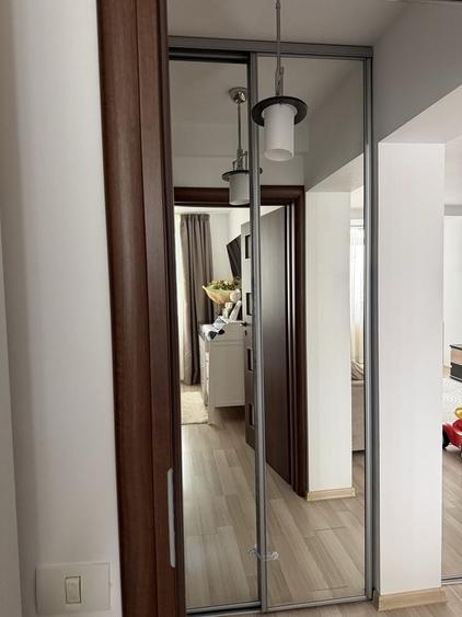 Apartament cu 2 camere semidecomandat în Tomis III