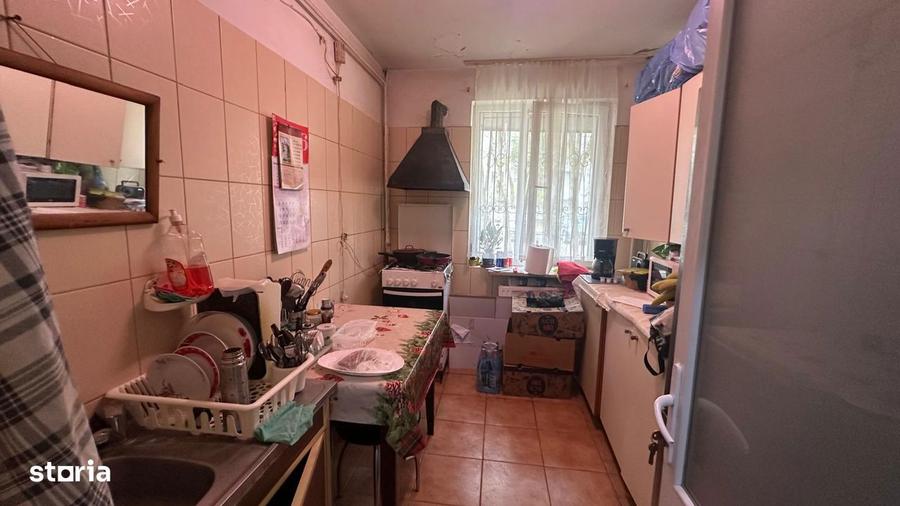 Apartament cu 2 camere semidecomandat în Pajura