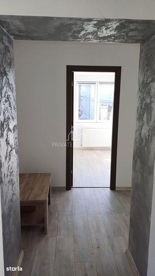 Casă cu 8 camere cu Teren 653 Mp în Central