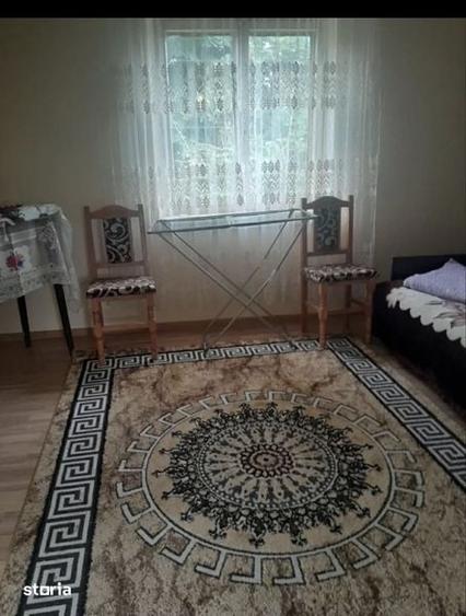 Casă cu 3 camere cu Teren 2070 Mp în Vădăstrița