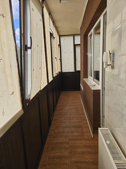 Apartament cu 3 camere în Dobroești