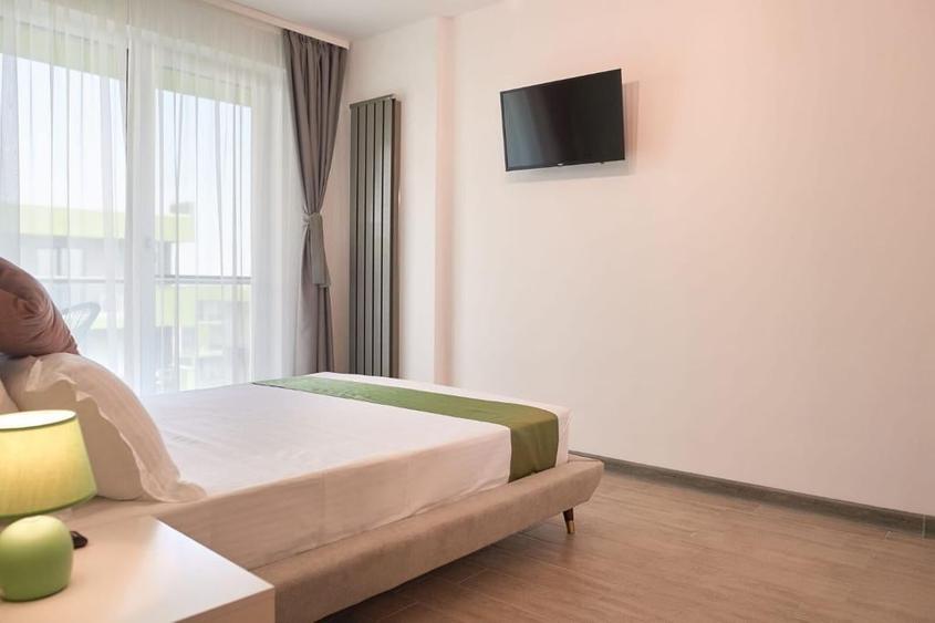 Apartament cu 2 camere semidecomandat, mobilat în Năvodari