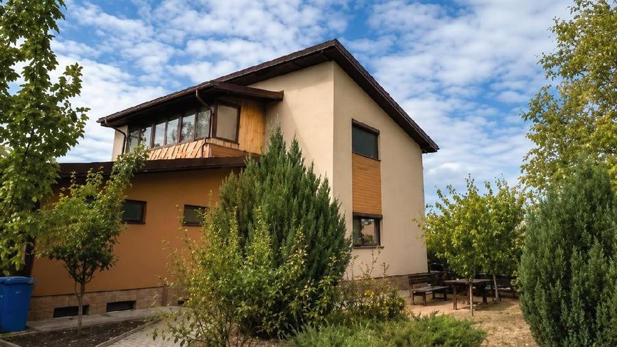 Casă individuală cu 4 camere cu Teren 520 Mp în Mogoșești
