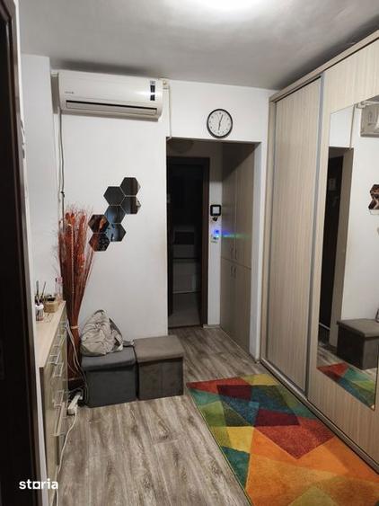 Apartament cu 2 camere decomandat în Valea Rosie