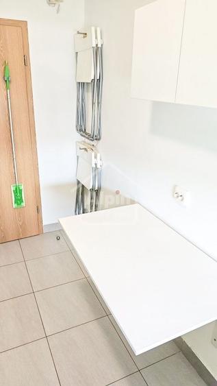 Apartament cu 2 camere decomandat, mobilat în Tractorul