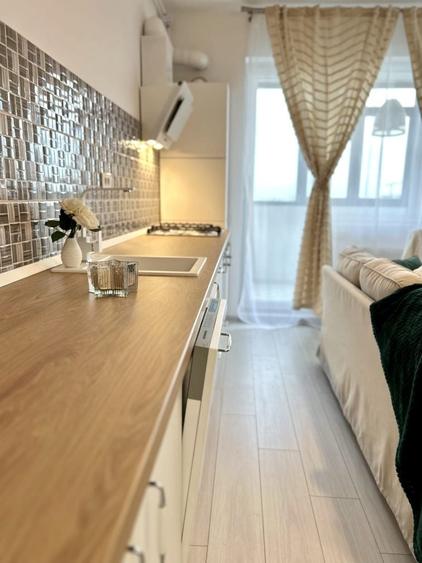 Apartament cu 2 camere semidecomandat în Titan