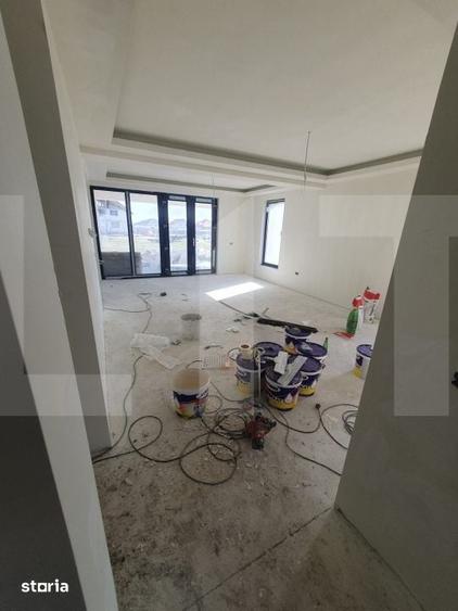 Casă cu 5 camere cu Teren 604 Mp în Ronaț