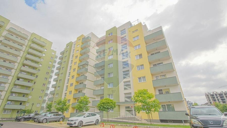 Apartament cu 2 camere decomandat, mobilat în Tractorul