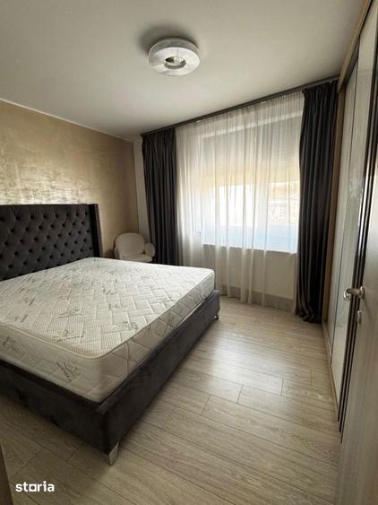 Apartament cu 3 camere în Mărășești