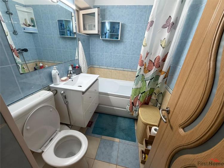 Apartament cu 3 camere decomandat în Ultracentral