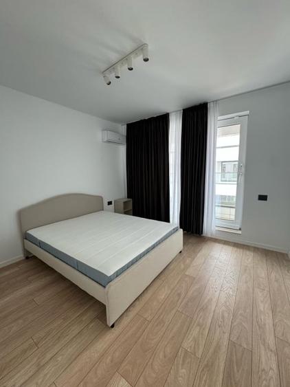 Duplex cu 5 camere cu Teren 225 Mp în Central