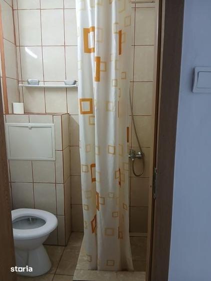 Garsonieră în Titan