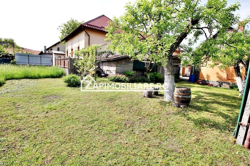 Casă individuală cu 3 camere cu Canalizare în Unirii
