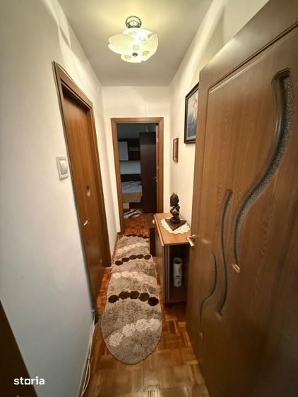 Apartament cu 2 camere în Craiovița Nouă