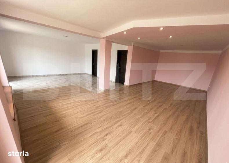 Casă cu 4 camere în Răhău