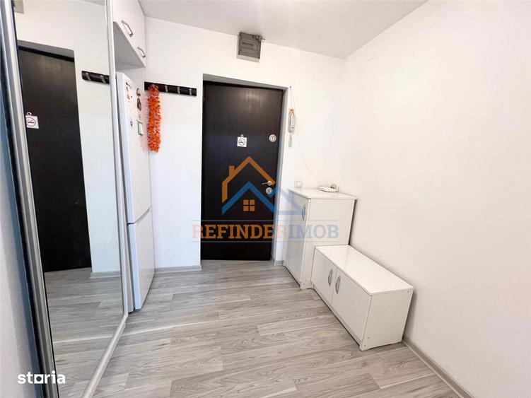 Apartament cu 2 camere semidecomandat, mobilat în Tineretului