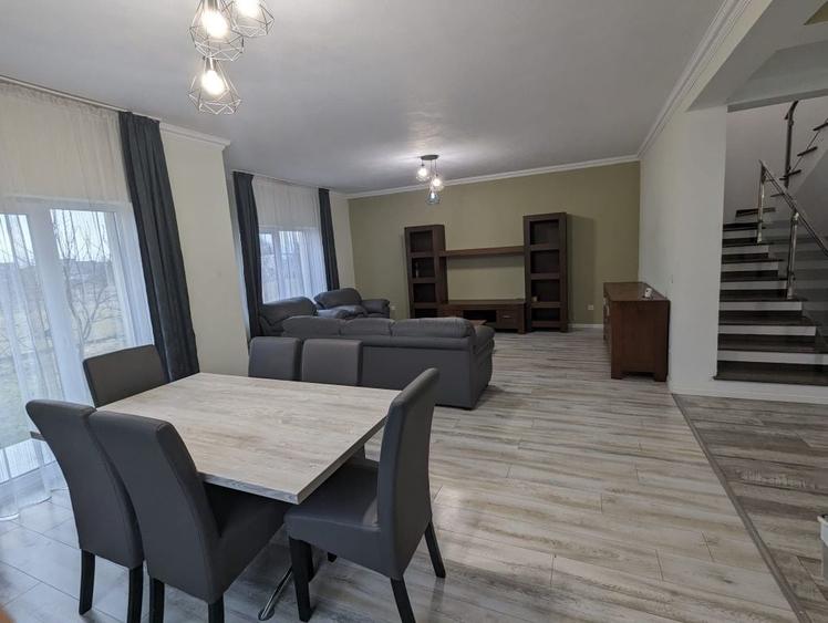 Casă cu 4 camere cu Teren 250 Mp în Unirea