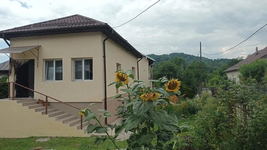 Casă cu 3 camere cu Teren 389 Mp în Central