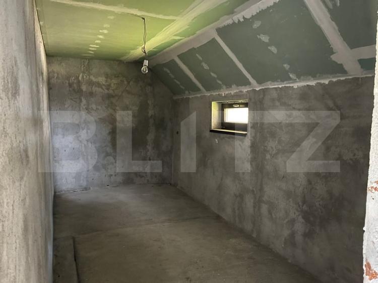 Casă individuală cu 4 camere cu Teren 595 Mp în Popoveni