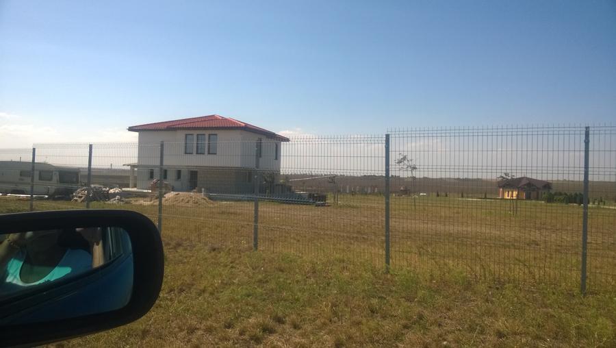 Teren agricol extravilan de 600 mp, în 23 August