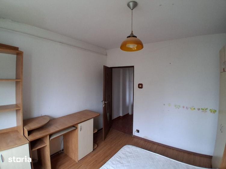 Apartament cu 3 camere decomandat în Nord
