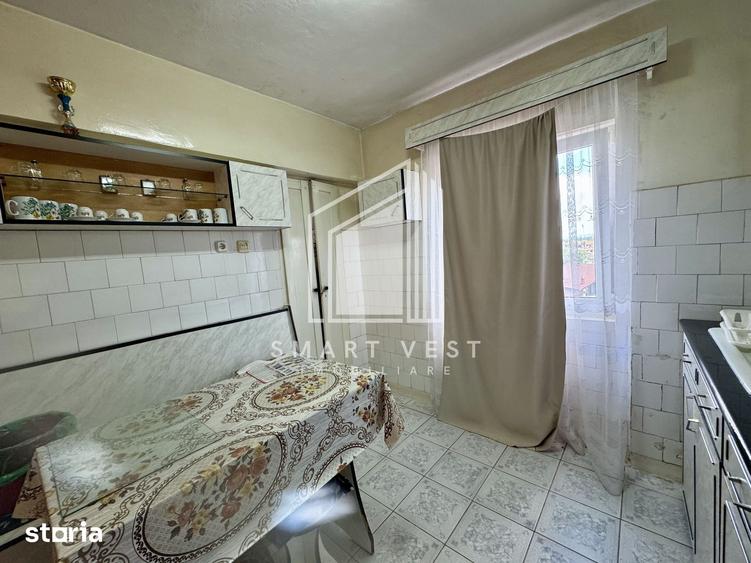 Apartament cu 2 camere semidecomandat, mobilat în Nord