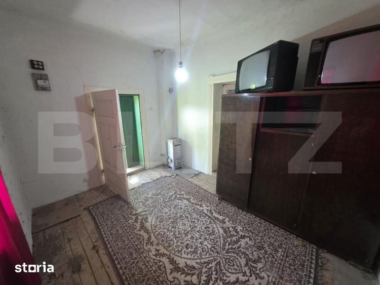 Casă cu 3 camere cu Teren 3900 Mp în Ernei