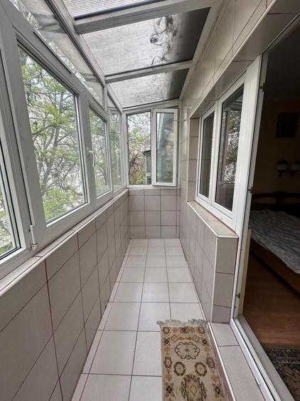 Apartament cu 3 camere decomandat în Crângași