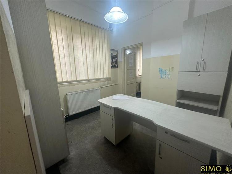 Spațiu comercial, de 18 mp, în Nord-Est