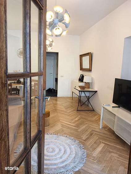 Apartament cu 3 camere, mobilat în Floreasca