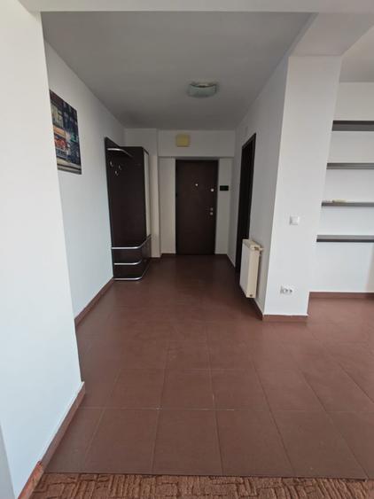Garsonieră decomandată, mobilată în Unirii
