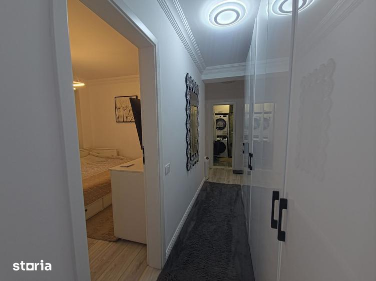 Apartament cu 4 camere în Tomis Nord