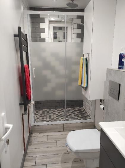 Apartament cu 2 camere semidecomandat în Tomis Nord
