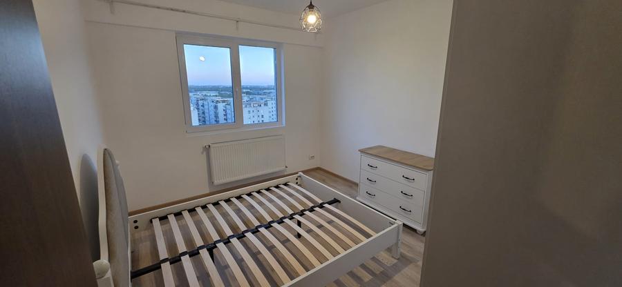 Apartament cu 2 camere decomandat în Păcii
