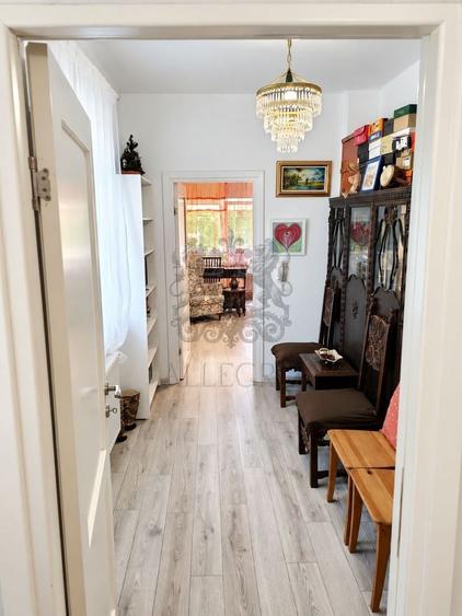 Apartament cu 3 camere semidecomandat, mobilat în Foișorul de Foc