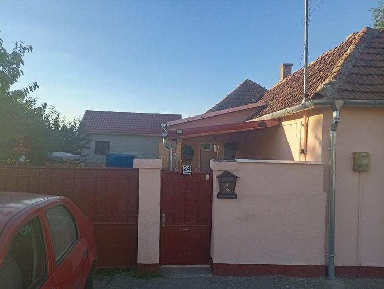 Casă cu 3 camere în Biharia