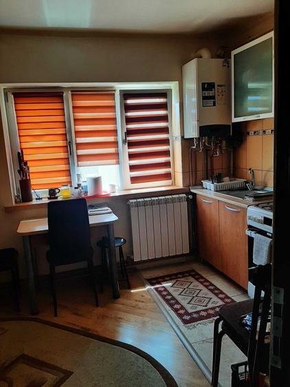 Apartament cu 2 camere decomandat în Albești