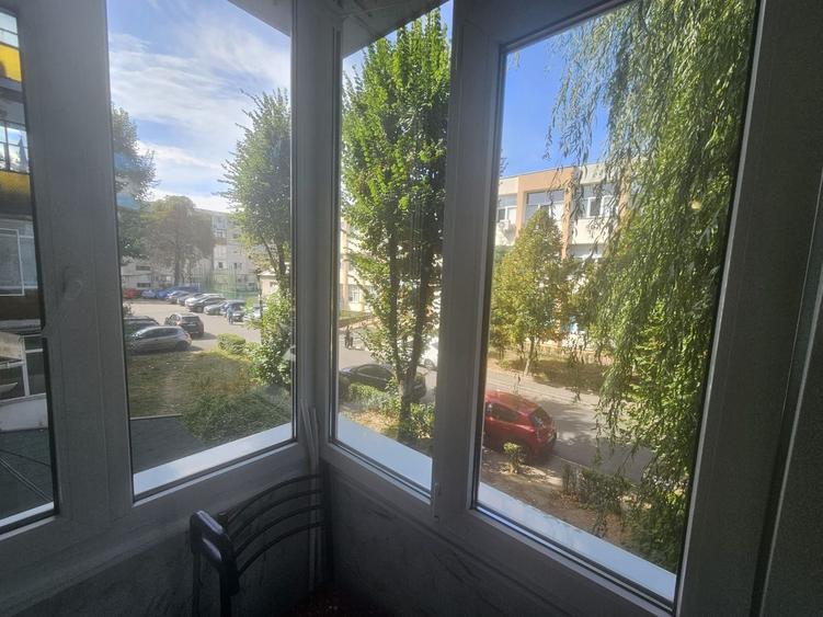 Apartament cu 4 camere decomandat în Exercițiu