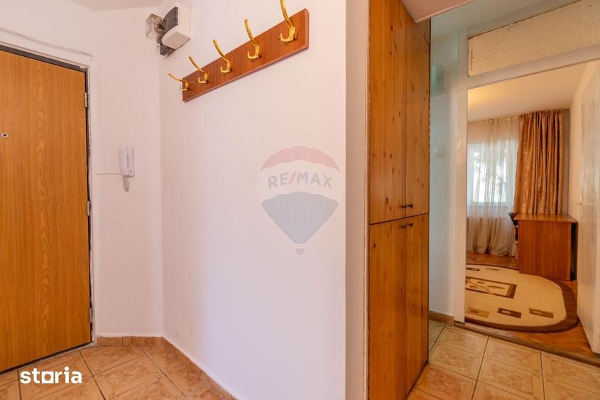 Apartament cu 3 camere decomandat în Zorilor