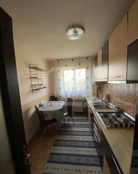 Apartament cu 2 camere decomandat, mobilat în Zorilor