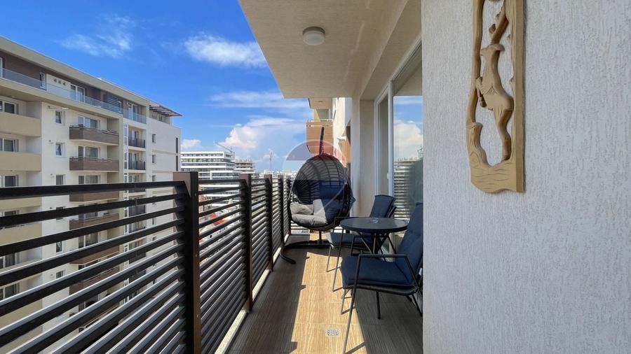 Apartament cu 3 camere decomandat, mobilat în Tractorul
