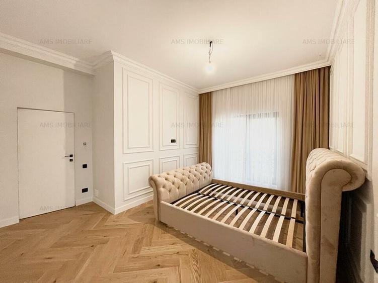Casă individuală cu 5 camere cu Canalizare în Tunari
