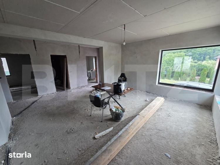 Casă cu 3 camere cu Teren 800 Mp în Central