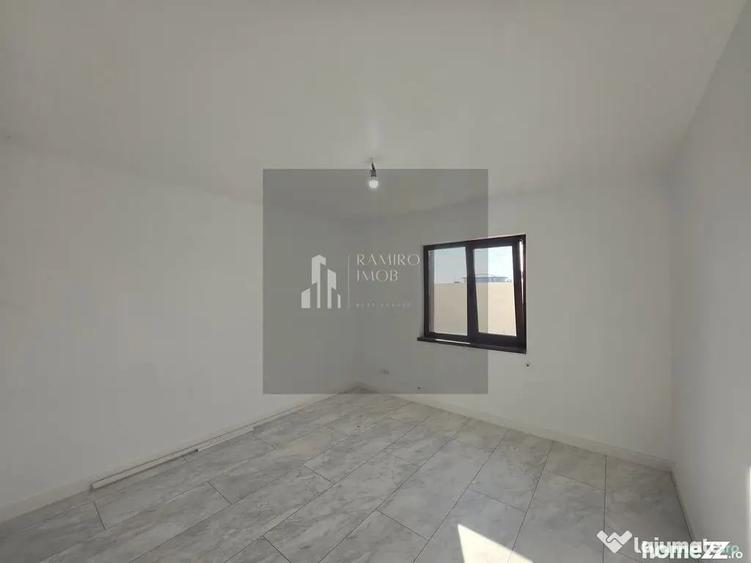 Casă cu 6 camere cu Teren 300 Mp în Central