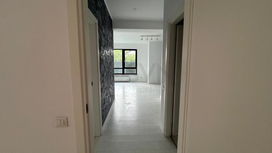 Apartament cu 3 camere decomandat în Pipera